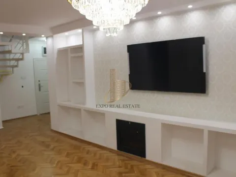 Prodaja, četvorosoban stan, 100m², Grbavica, Novi Sad Sve Podlokacije