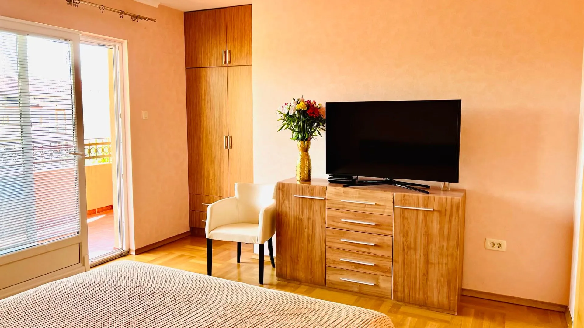 Sale, three bedroom apartment, 102m², Petrovac, Budva