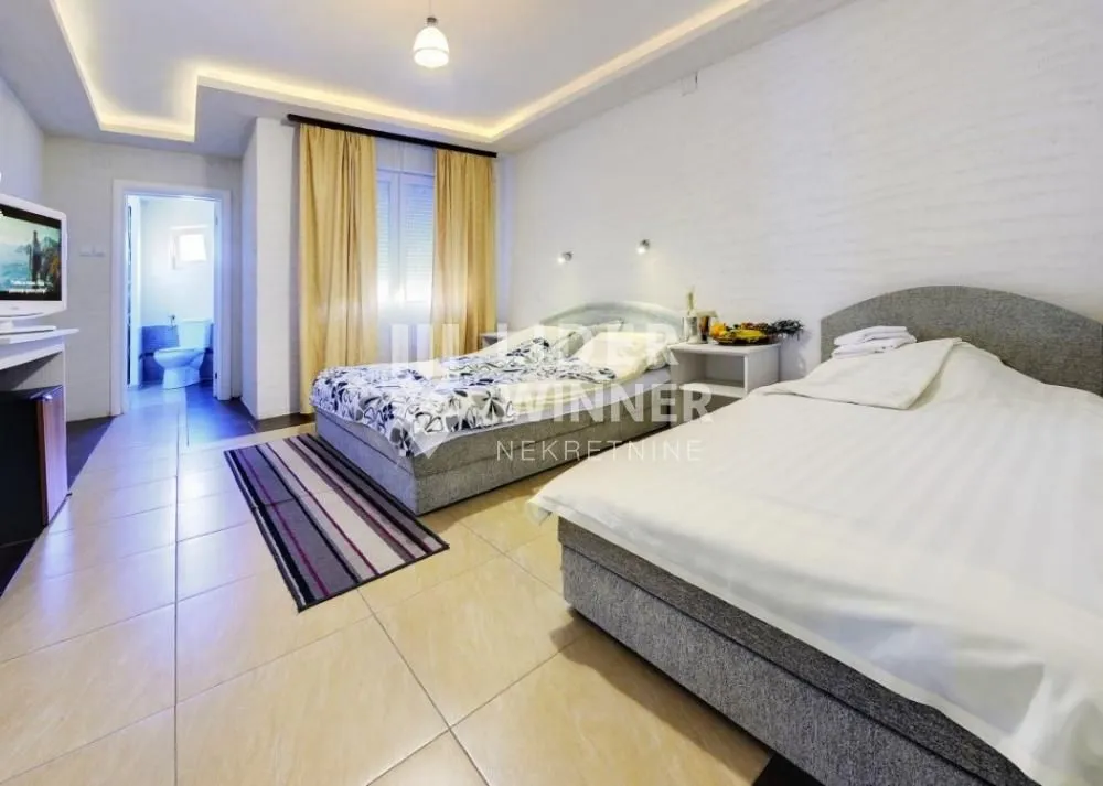 Prodaja, ugostiteljski objekat, 800m², Ugrinovci, Gornji Milanovac