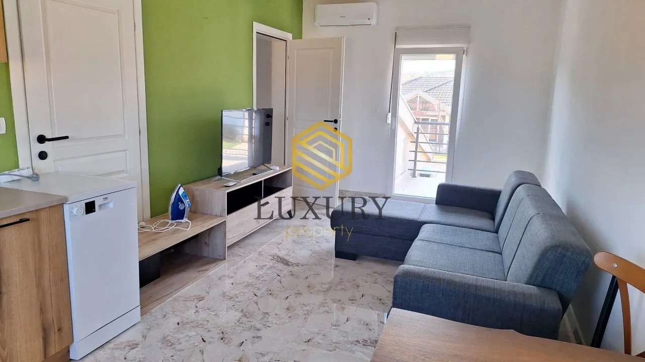 Rent, house, 170m², Golubovci, Podgorica