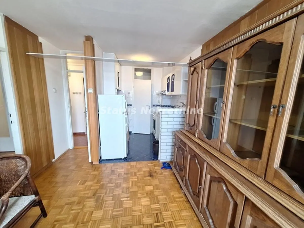 Izdavanje, jednosoban stan, 40m², Liman 3, Novi Sad Sve Podlokacije