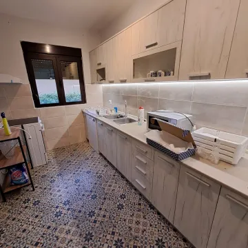 Rent, three bedroom apartment, 100m², Beri, Podgorica - image 6