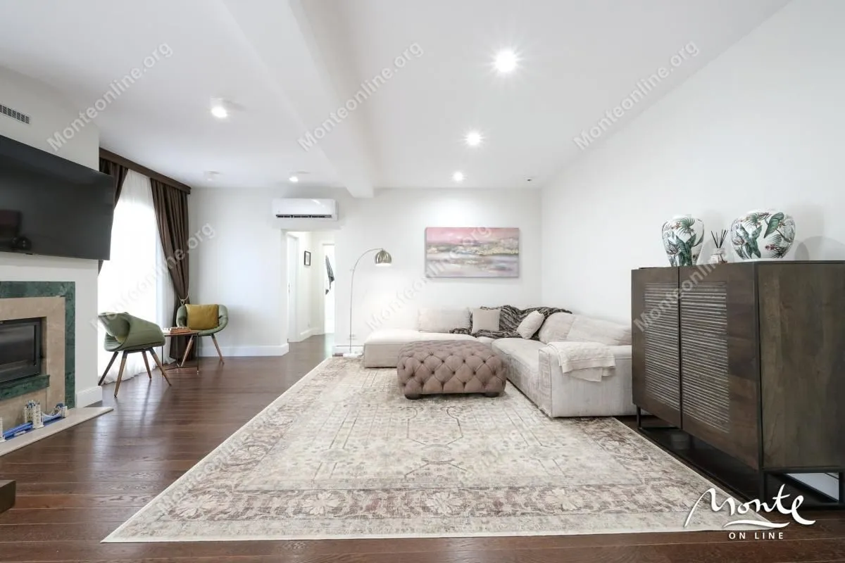 Prodaja, trosoban stan, 166m², Đenovići, Herceg Novi