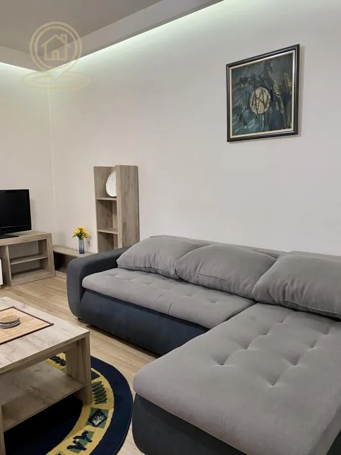 Izdavanje, jednosoban stan, 47m², Centar, Niš