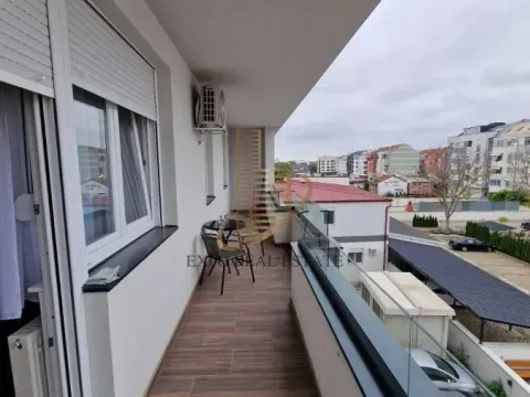 Rent, three bedroom apartment, 60m², Petrovaradin, Novi Sad - image 17