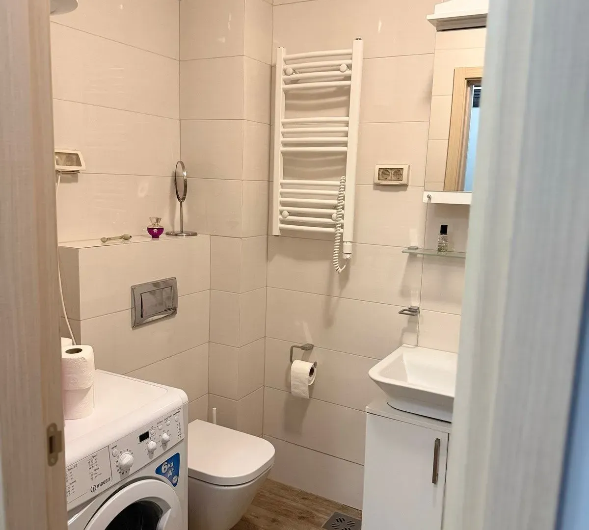 Prodaja, garsonjera, 30m², Gintaš, Podgorica