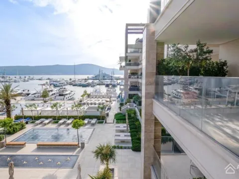 Prodaja, dvosoban stan, 183m², Porto Montenegro, Tivat - image 17