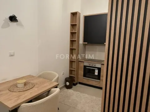 Izdavanje, trosoban stan, 55m², Kluz, Zvezdara Sve Podlokacije - image 6