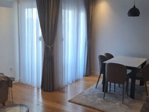 Izdavanje, trosoban stan, 94m², Central Point, Podgorica - image 5