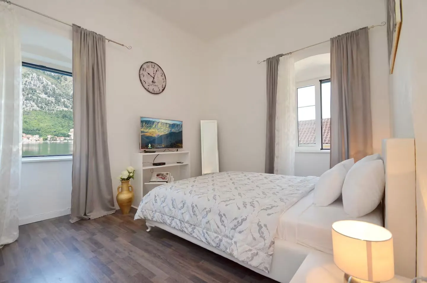 Prodaja, jednosoban stan, 42m², Stari Grad Kotor, Kotor