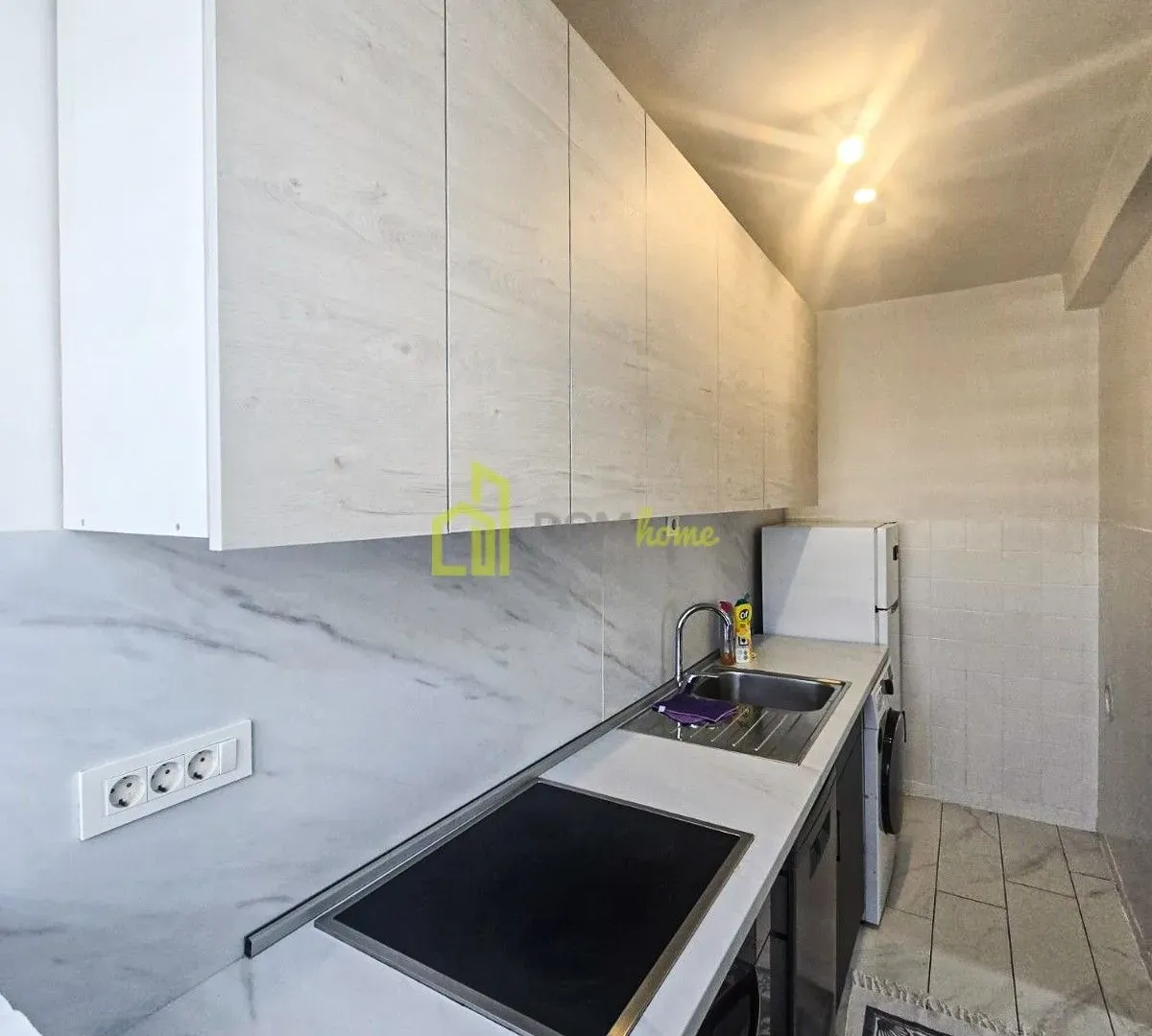Prodaja, jednosoban stan, 40m², Stari Aerodrom, Podgorica