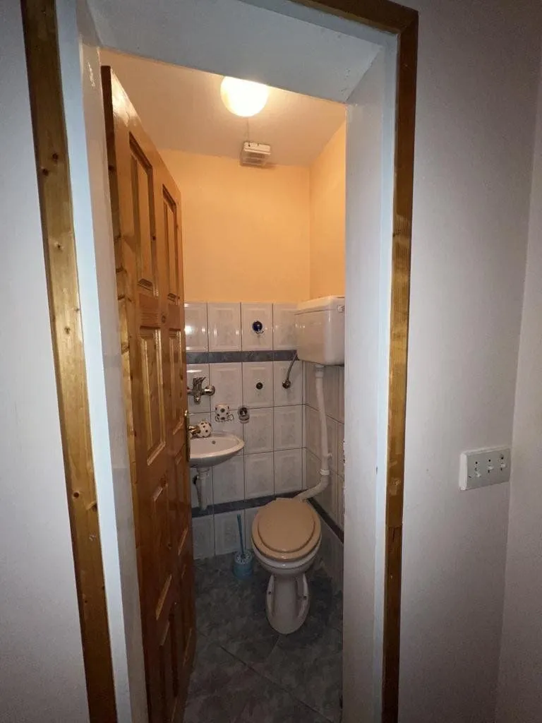 Izdavanje, trosoban stan, 100m², Zabjelo, Podgorica