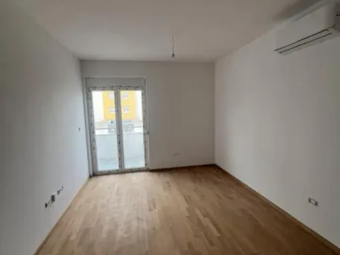 Prodaja, jednosoban stan, 45m², Podgorica, Crna Gora - image 3
