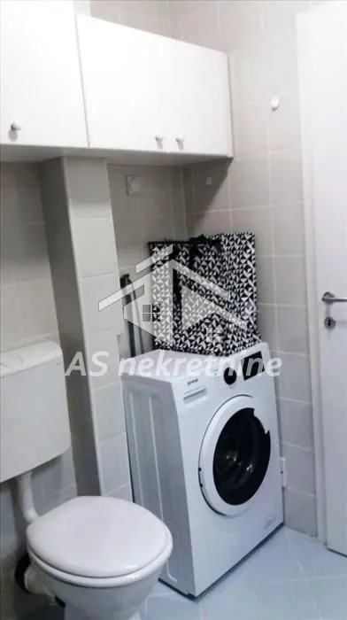 Rent, two bedroom apartment, 55m², Retenzija, Beograd