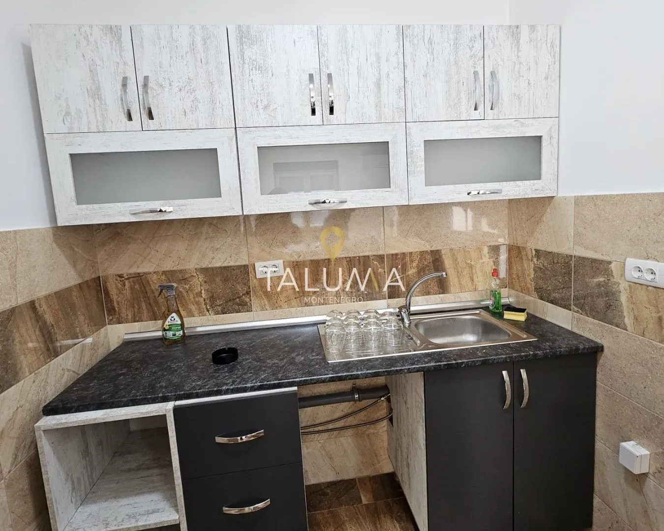 Rent, two bedroom apartment, 56m², City Kvart, Podgorica