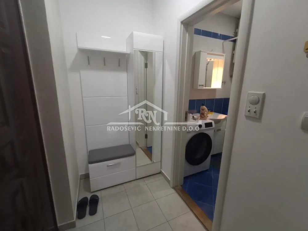 Rent, one bedroom apartment, 33m², Petlovo Brdo, Beograd
