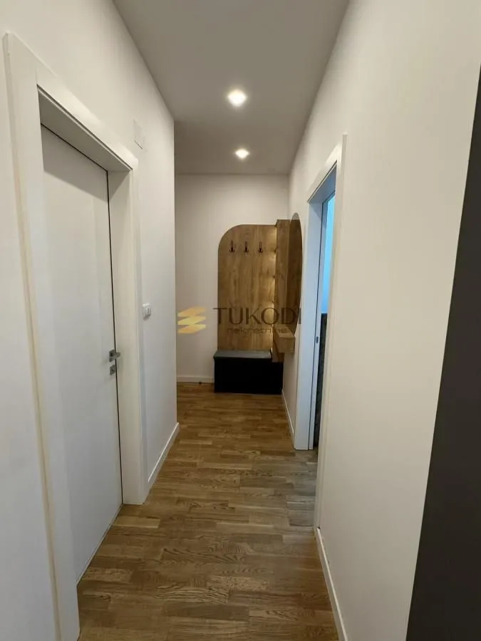 Prodaja, jednosoban stan, 42m², Petrovaradin, Novi Sad
