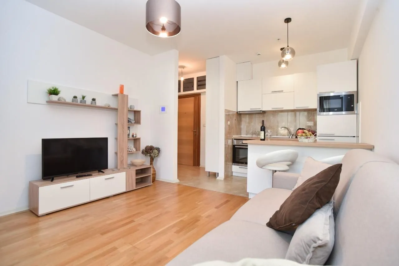 Prodaja, jednosoban stan, 44m², Budva, Crna Gora