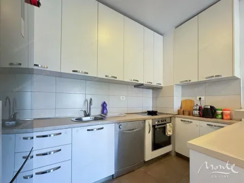 Prodaja, dvosoban stan, 68m², City Kvart, Podgorica - image 4