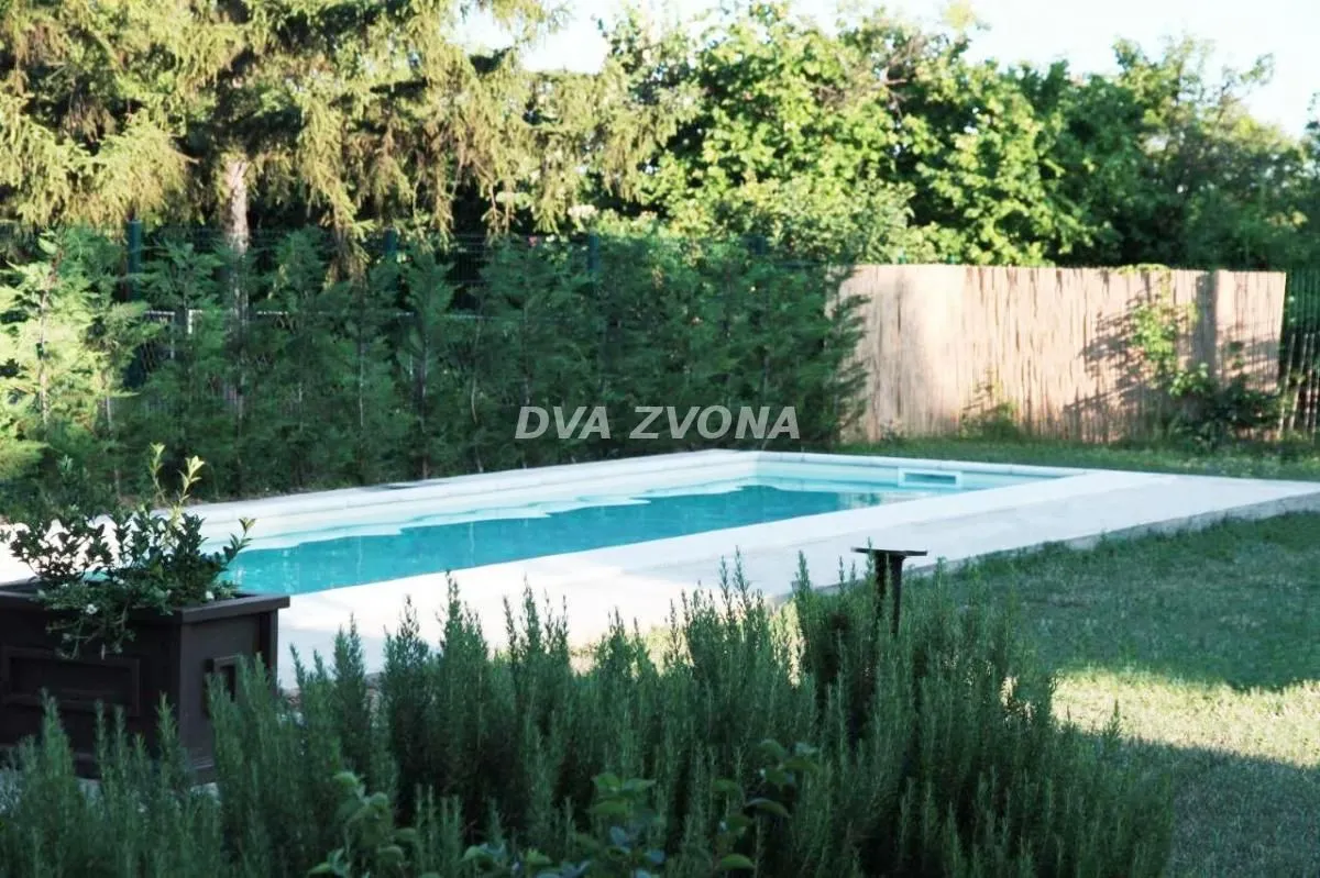 Prodaja, kuća, 200m², Čortanovci, Inđija