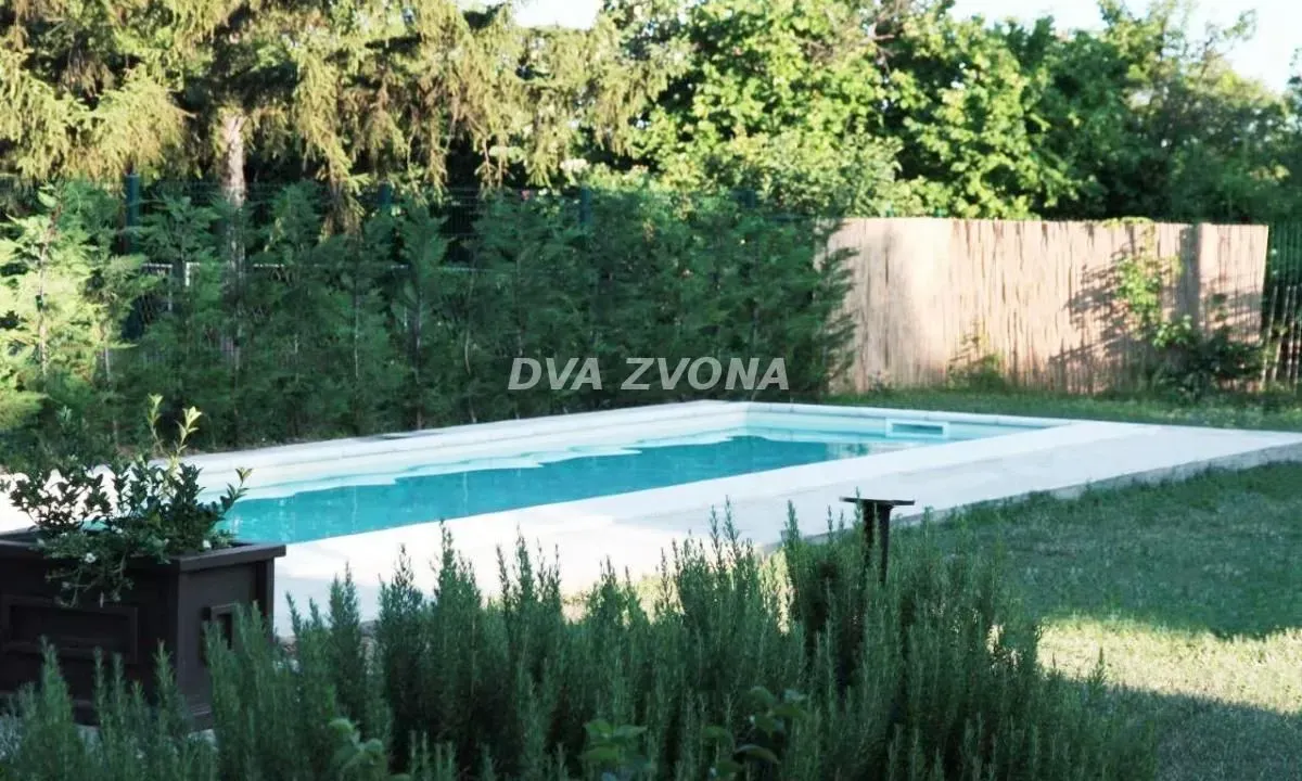 Prodaja, kuća, 200m², Čortanovci, Inđija