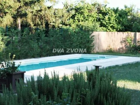 Sale, house, 200m², Čortanovci, Inđija