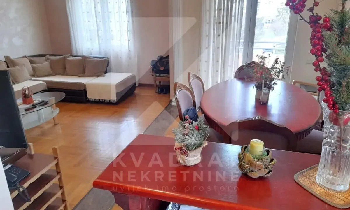 Izdavanje, dvosoban stan, 80m², Stari Aerodrom, Podgorica