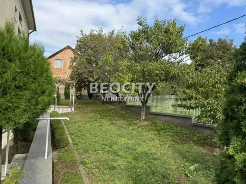  House for Sale, 340m2, Leštane, Grocka, Beograd