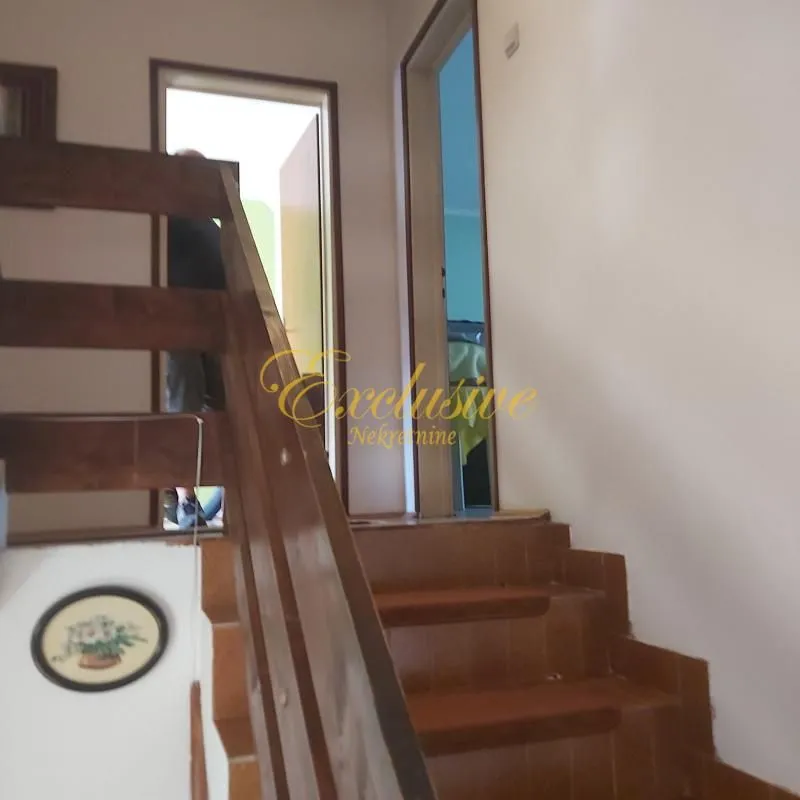 Sale, house, 253m², Meljak, Barajevo