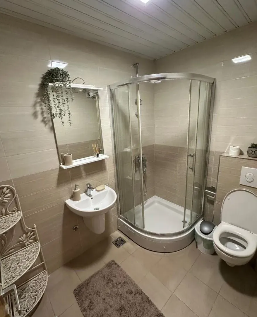 Izdavanje, dvosoban stan, 64m², City Kvart, Podgorica