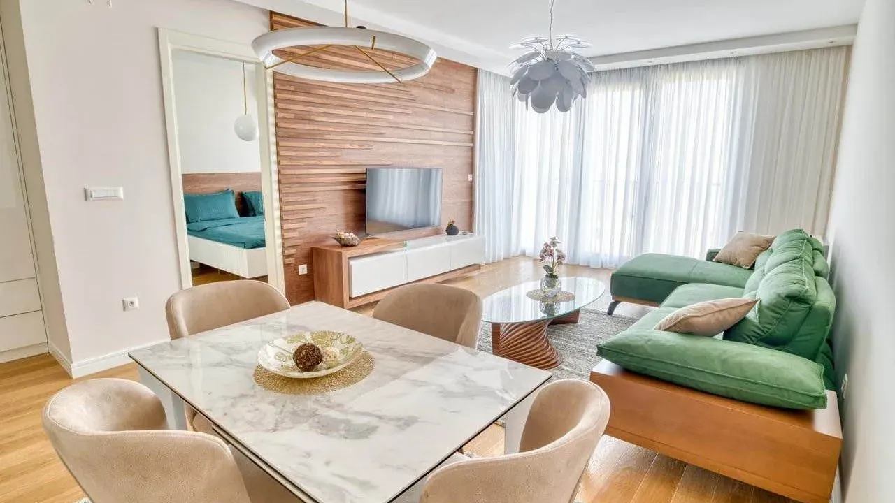 Izdavanje, jednosoban stan, 56m², Podgorica, Crna Gora