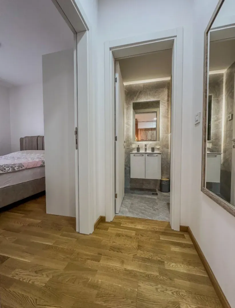 Rent, one bedroom apartment, 45m², Stari Aerodrom, Podgorica