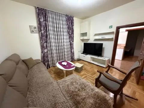 Rent, two bedroom apartment, 55m², Zlatica, Podgorica - image 6