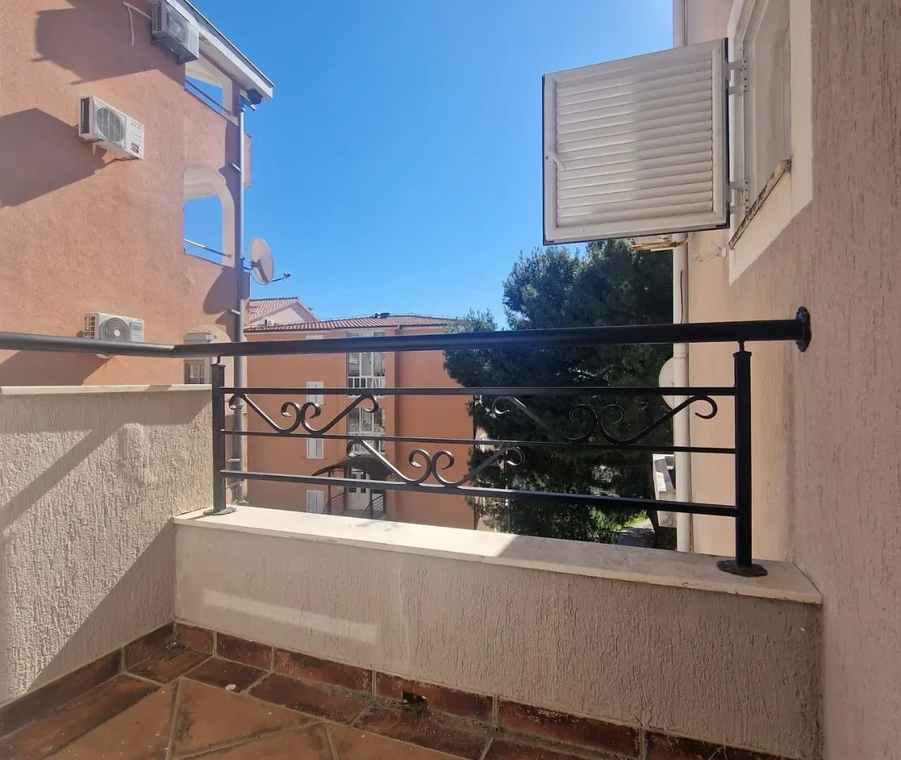 Sale, one bedroom apartment, 48m², Petrovac, Budva