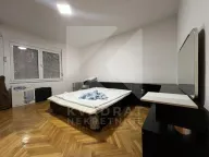 Rent, house, 500m², Stari Aerodrom, Podgorica - image 9