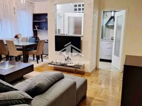 Izdavanje, dvosoban stan, 52m², Stari Grad, Beograd