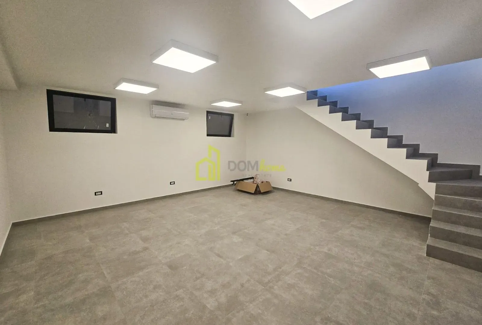 Rent, office space, 95m², City Kvart, Podgorica