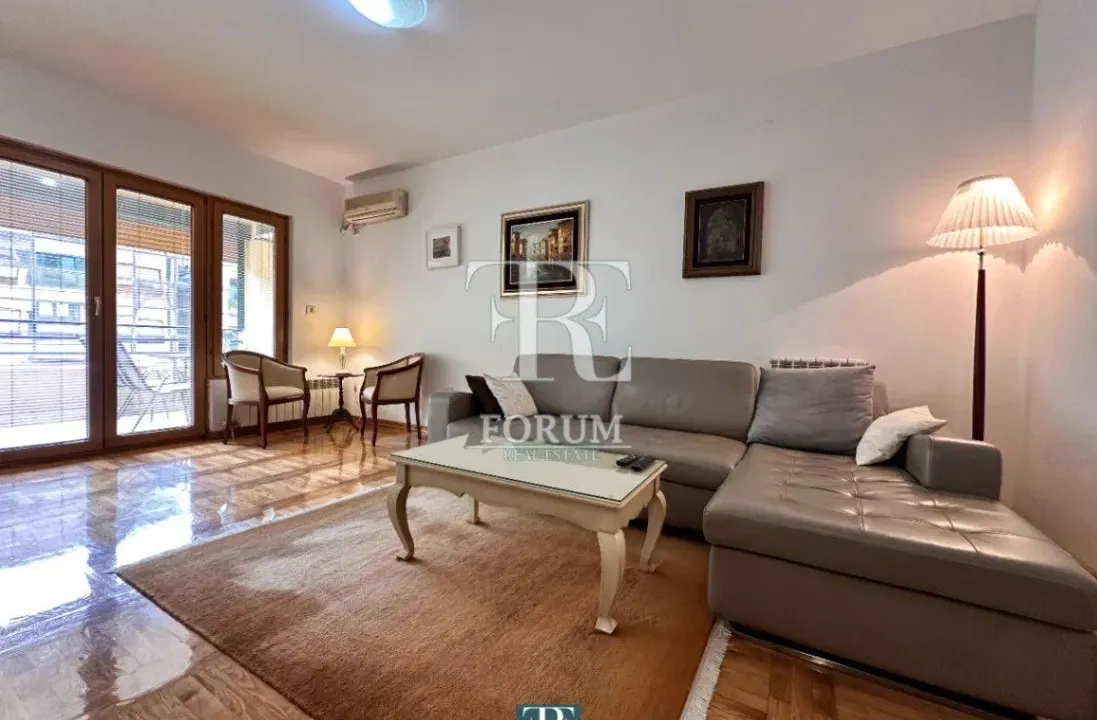 Izdavanje, jednosoban stan, 61m², Preko Morače, Podgorica