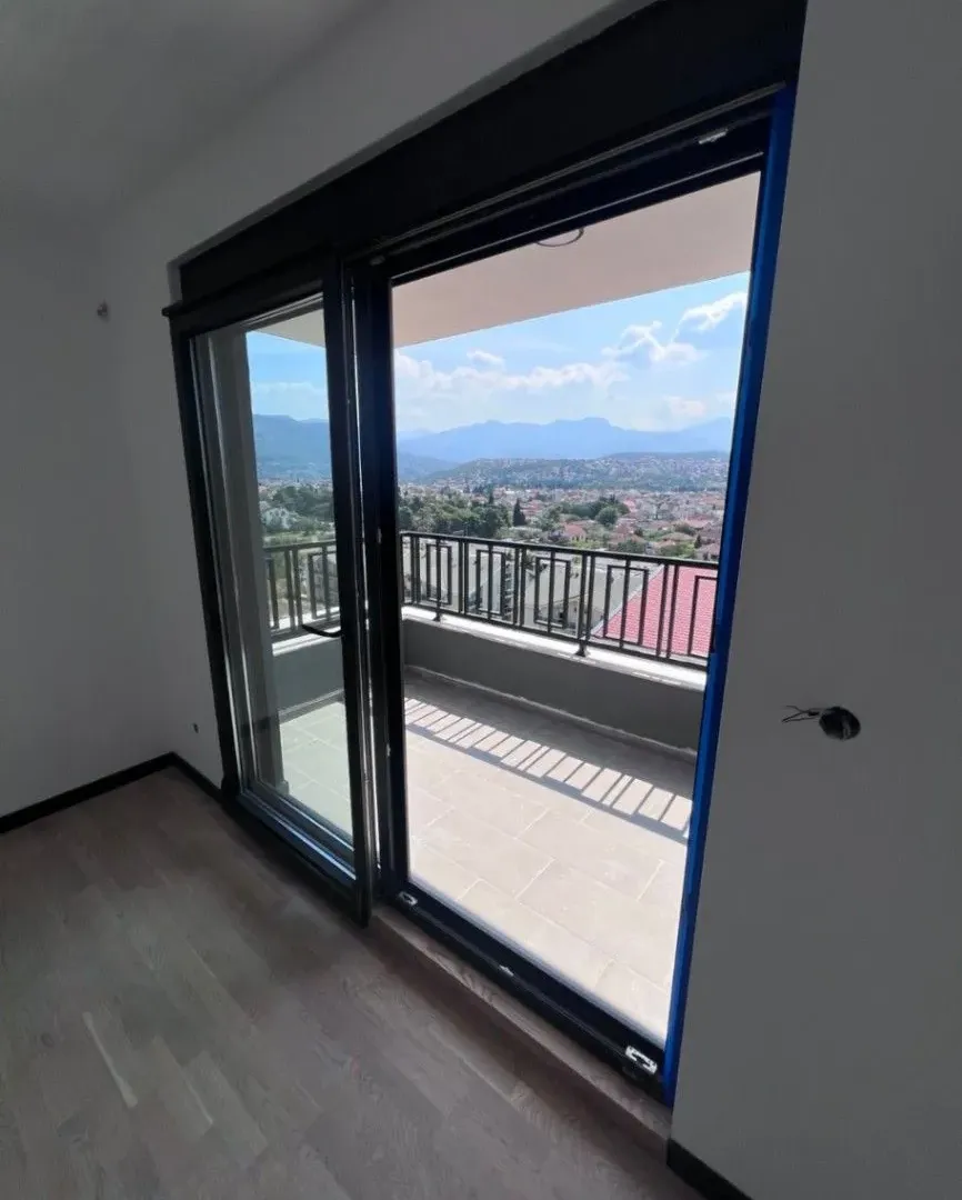 Prodaja, dvosoban stan, 89m², Gorica C, Podgorica
