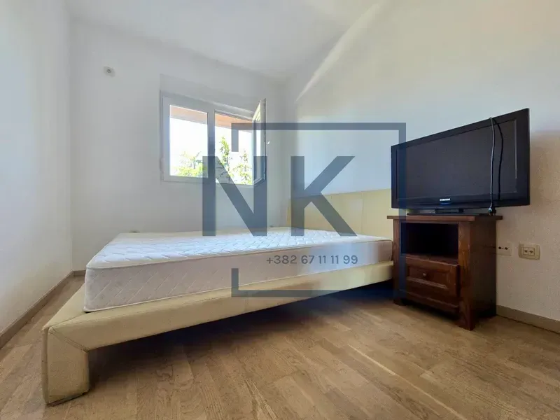 Rent, two bedroom apartment, 70m², City Kvart, Podgorica