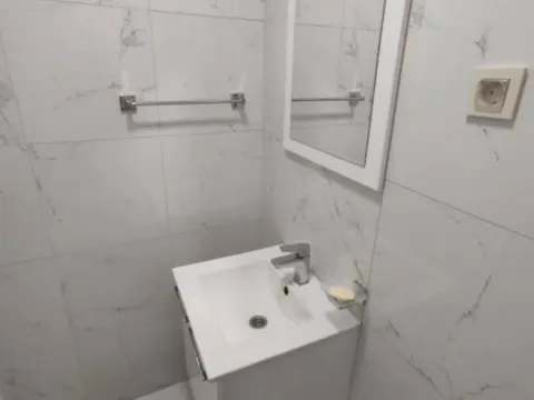 Izdavanje, trosoban stan, 86m², Zabjelo, Podgorica - image 11