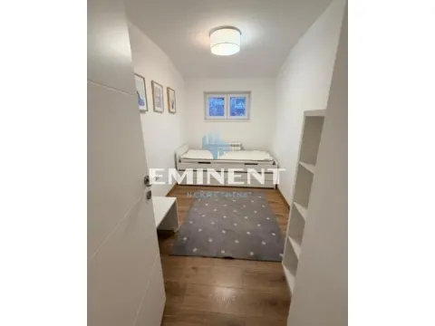 Rent, three bedroom apartment, 75m², Golf Naselje, Beograd - image 9