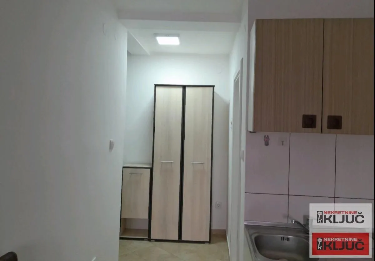 Rent, studio apartment, 27m², Salajka, Novi Sad Sve Podlokacije