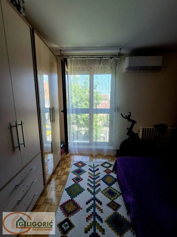 Prodaja, dvosoban stan, 61m², Vidikovački venac, Rakovica