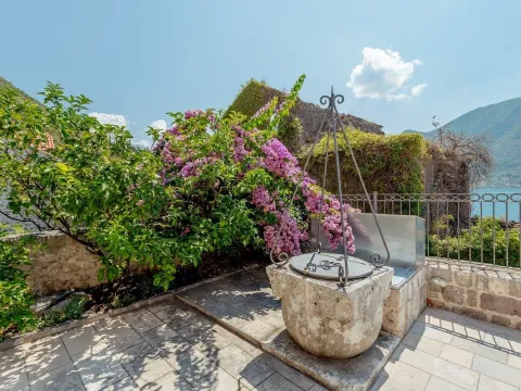 Sale, house, 484m², Perast, Kotor - image 23