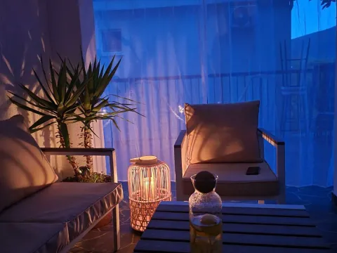 Izdavanje, jednosoban stan, 98m², Đenovići, Herceg Novi - image 12