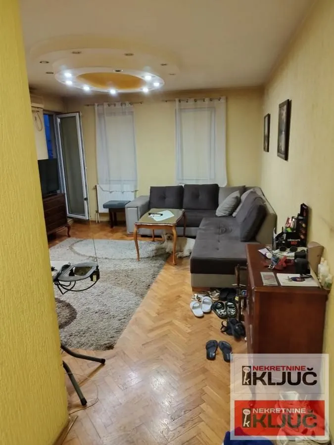 Prodaja, trosoban stan, 83m², Nova Detelinara, Novi Sad Sve Podlokacije