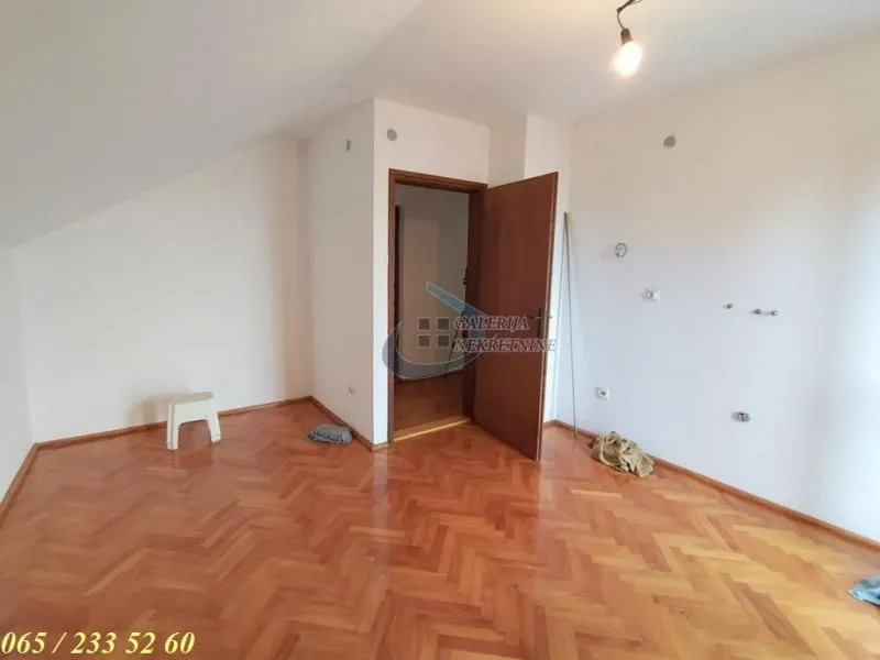 Sale, house, 240m², Grocka, Beograd