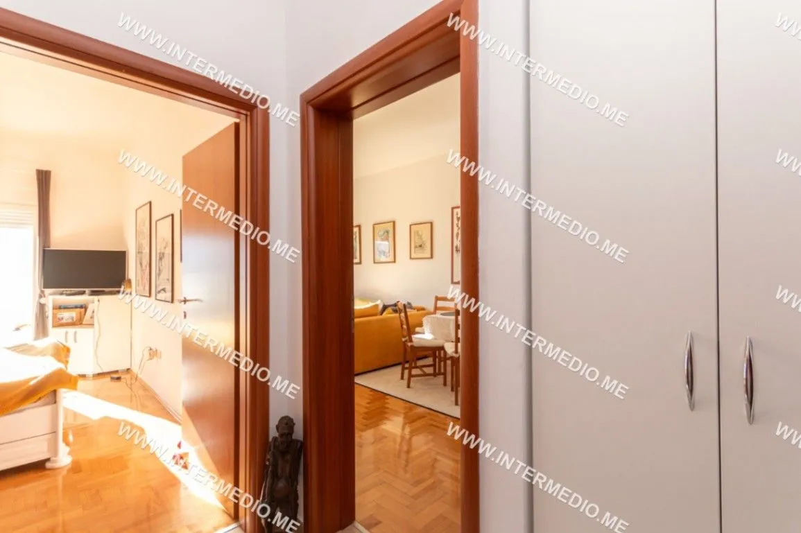 Prodaja, jednosoban stan, 49m², Topla, Herceg Novi