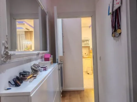 Rent, three bedroom apartment, 65m², Višnjička Banja, Palilula Sve Podlokacije - image 16